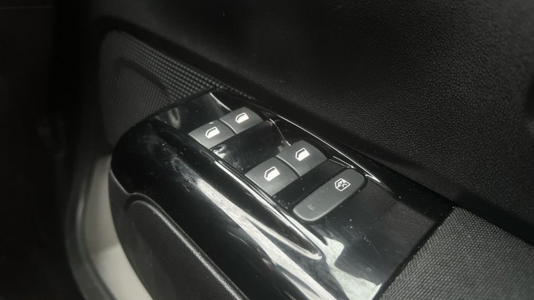 Citroen C3 1.2 PureTech Shine 5dr Petrol Hatchback